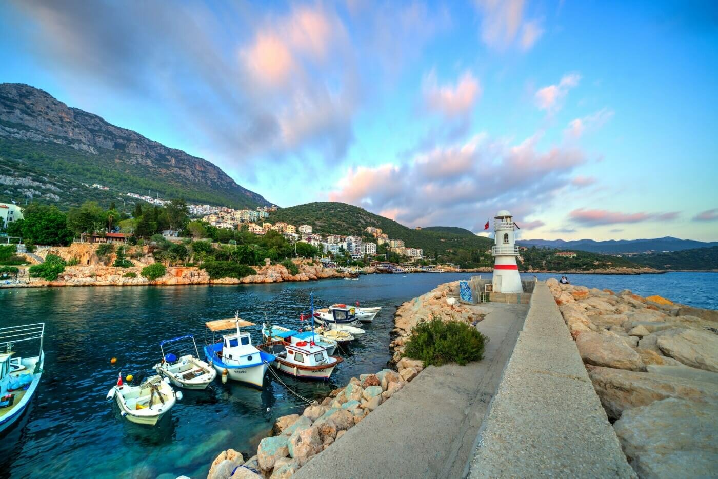 kaş yat limanı ve deniz feneri